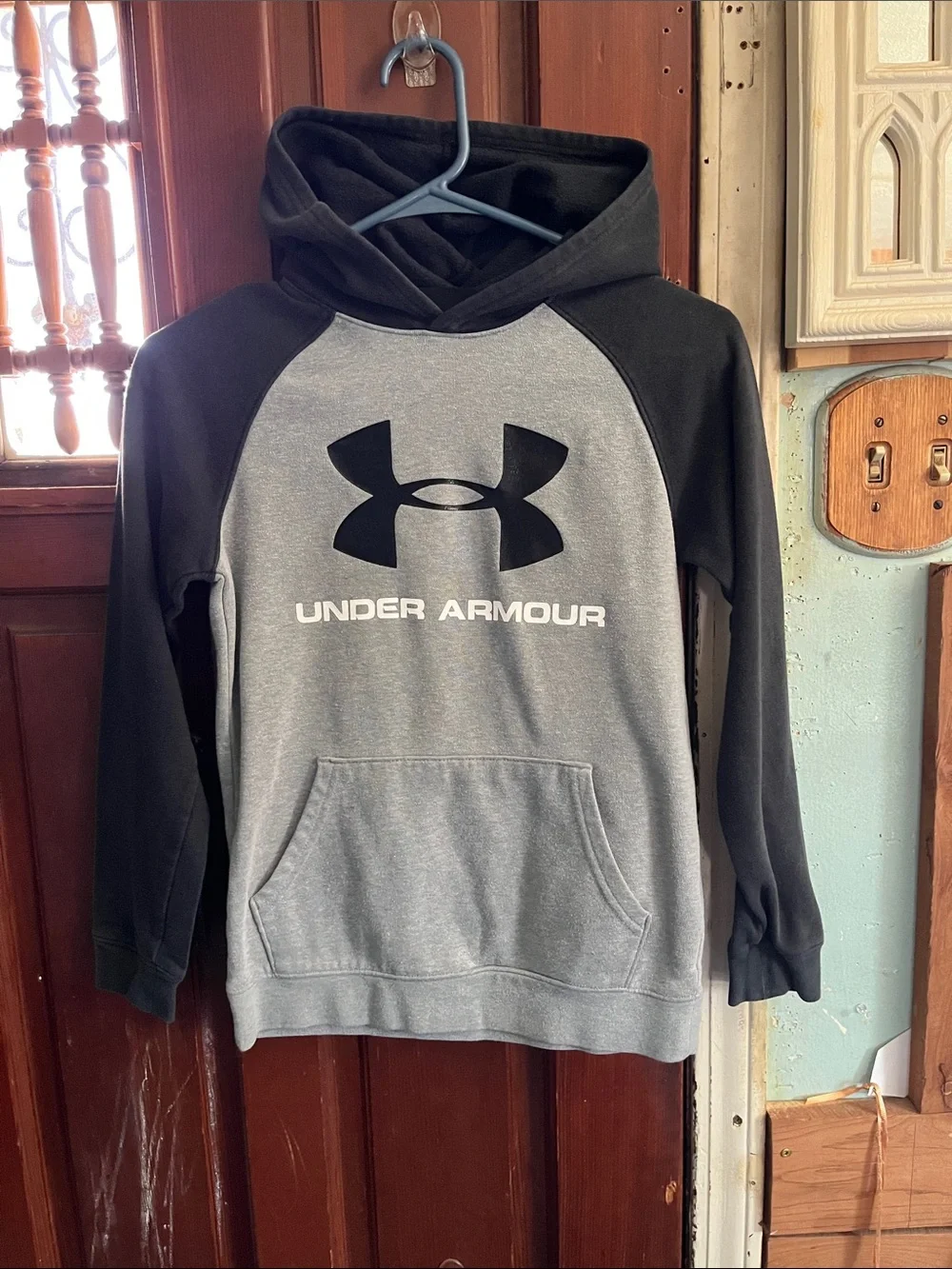 Under Armour Gray & Black Raglan Pullover Hoodie
